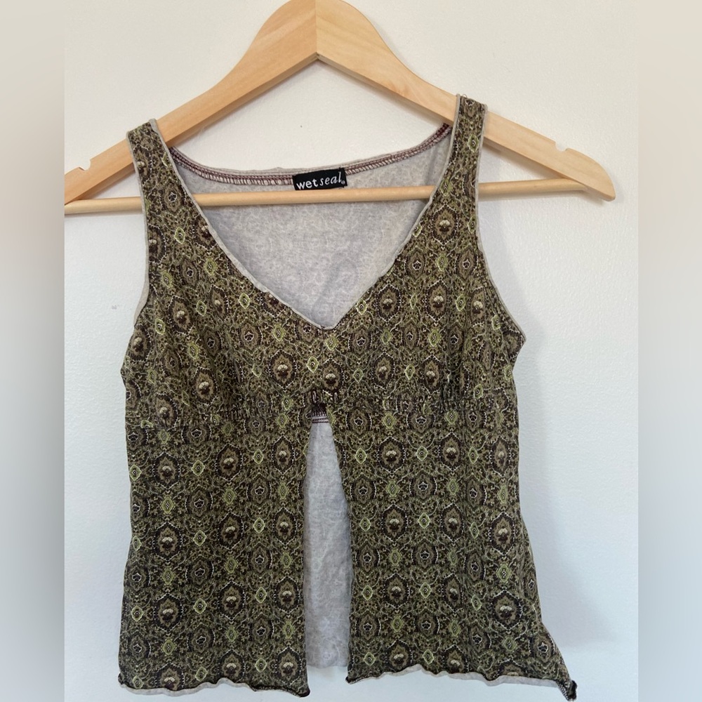 Wet Seal Split Hem Top